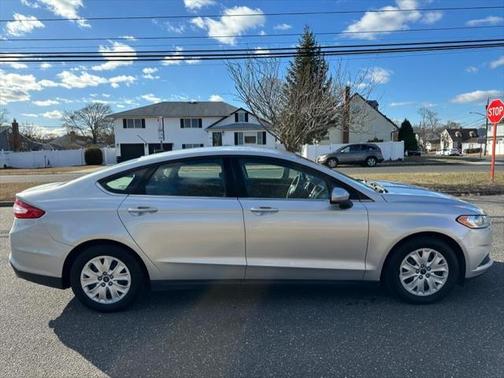 2014 Ford Fusion S