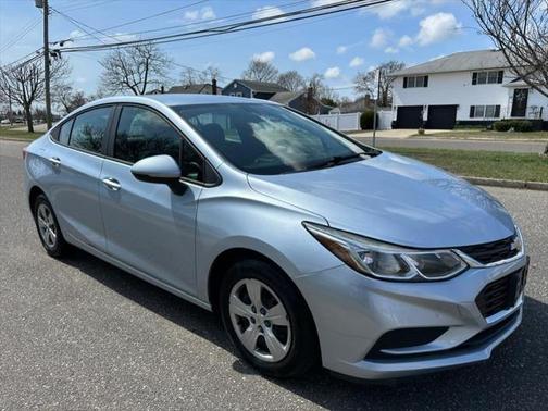 2018 Chevrolet Cruze LS