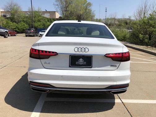 2023 Audi A4 45 S line Premium Plus