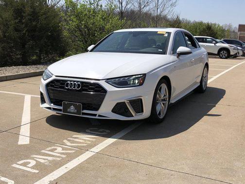 2023 Audi A4 45 S line Premium Plus