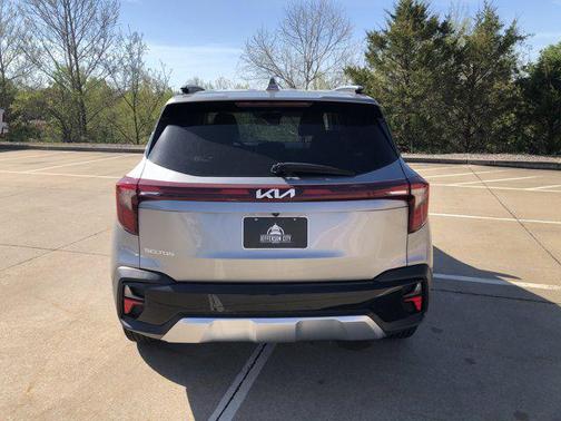 2024 Kia Seltos EX