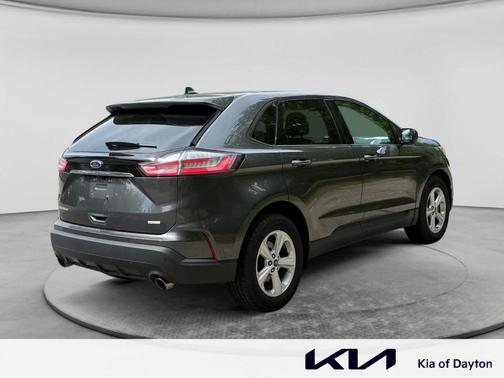Magnetic 2020 Ford Edge SE