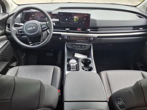 2025 Kia Carnival Hybrid SX