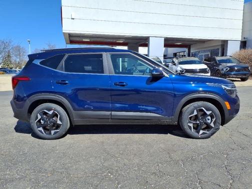 2025 Kia Seltos EX