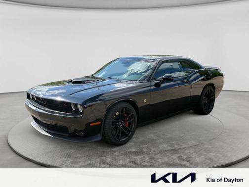 Pitch Black Clearcoat 2023 Dodge Challenger R/T Scat Pack