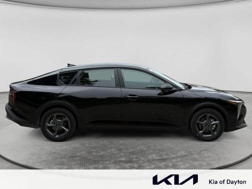Aurora Black Pearl 2026 Kia K4