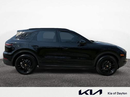 Black 2019 Porsche Cayenne Base