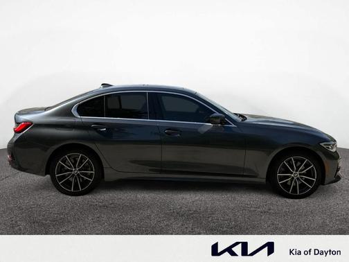 2019 BMW 330 i xDrive