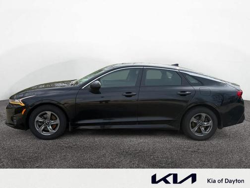 Ebony Black 2021 Kia K5 LXS