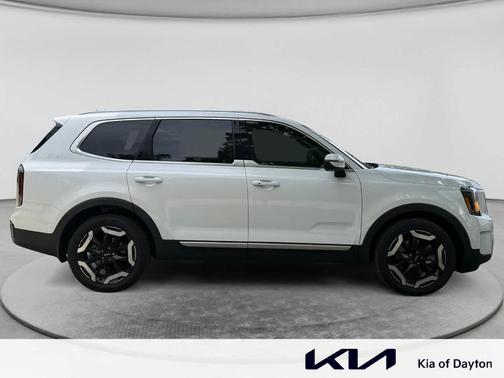 Glacial White Pearl 2025 Kia Telluride EX