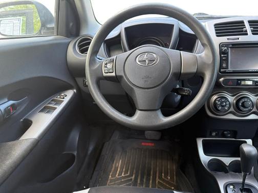2014 Scion xD Base