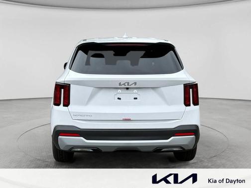Glacial White Pearl 2026 Kia Sorento LX