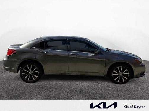 2012 Chrysler 200 Touring