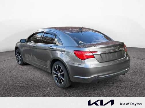 2012 Chrysler 200 Touring