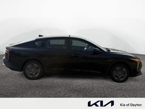 2026 Kia K4 LX