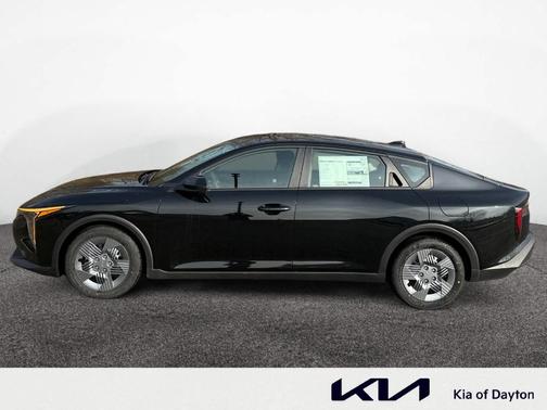 2026 Kia K4 LX
