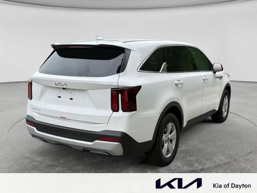 Glacial White Pearl 2026 Kia Sorento LX