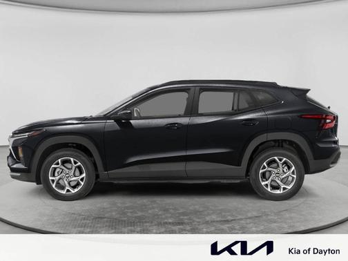 Mosaic Black Metallic 2026 Chevrolet Trax LS