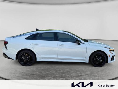 Snow White Pearl 2026 Kia K5 GT-Line