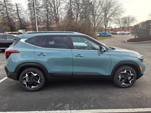 2025 Kia Seltos EX
