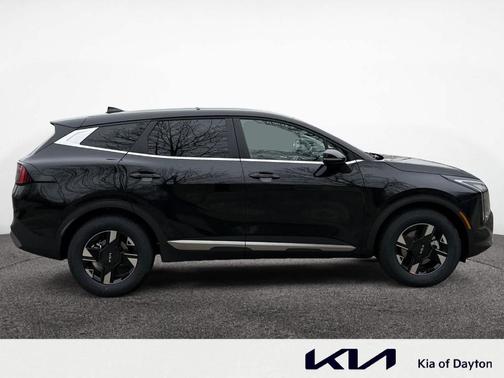 Ebony Black 2026 Kia Sportage LX