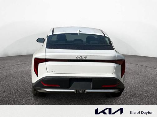 Snow White Pearl 2026 Kia K4