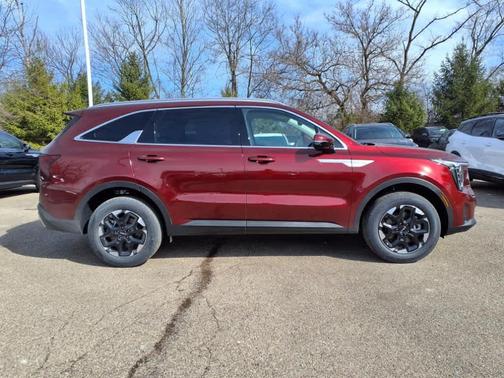 2025 Kia Sorento S