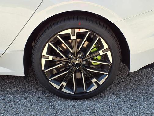 2025 Kia K5 GT