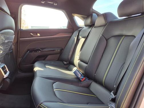 2025 Kia K5 GT