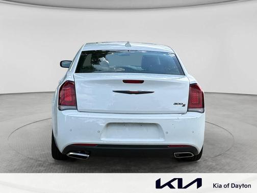 Bright White Clearcoat 2022 Chrysler 300 S