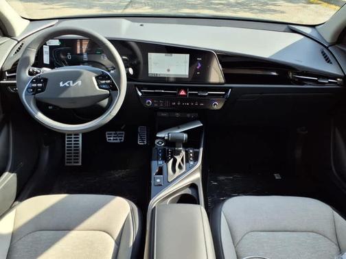 2025 Kia Niro SX Touring