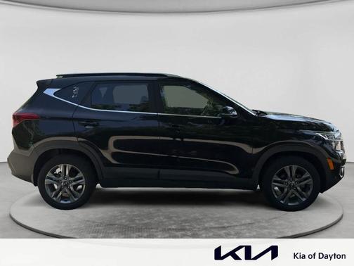 Cherry Black 2021 Kia Seltos S