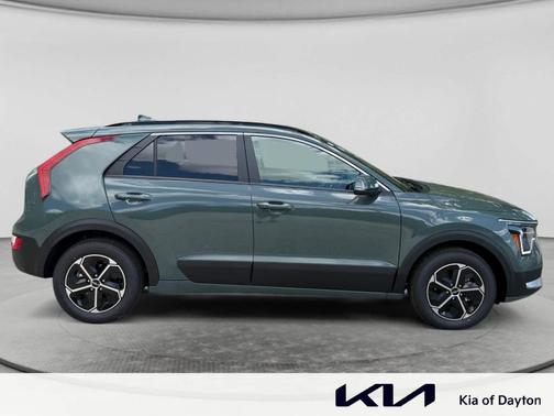 Green 2026 Kia Niro EX