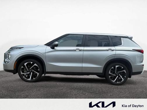 2022 Mitsubishi Outlander SE