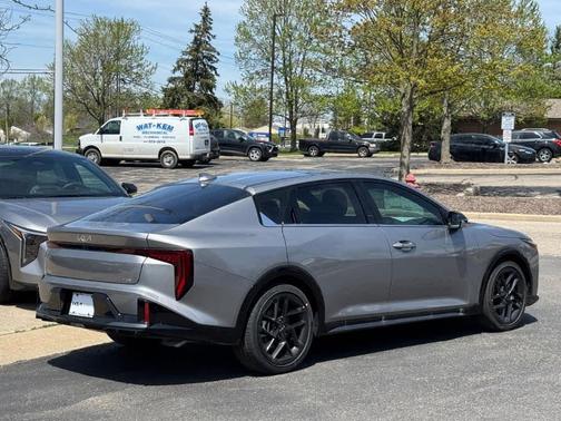 2025 Kia K4 GT-Line
