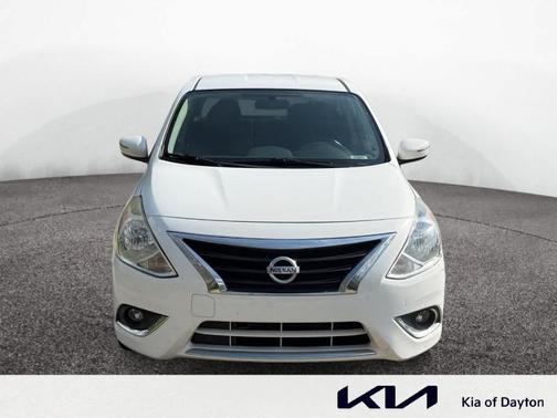 Cloud White 2016 Nissan Versa 1.6 SL