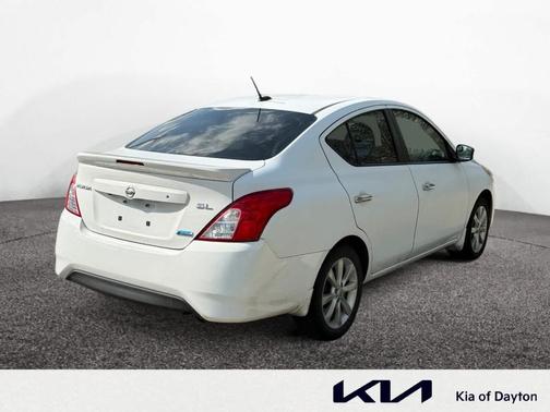 Cloud White 2016 Nissan Versa 1.6 SL