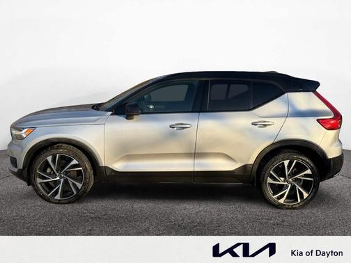 2019 Volvo XC40 T5 R-Design