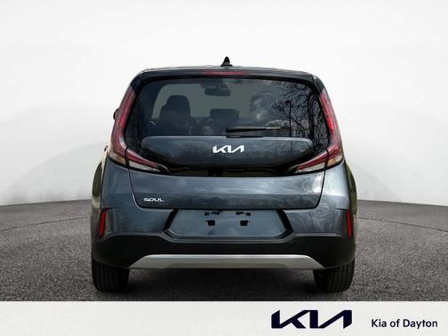Gravity Gray 2024 Kia Soul LX