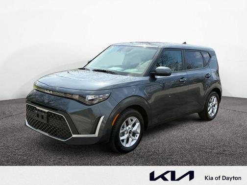 Gravity Gray 2024 Kia Soul LX
