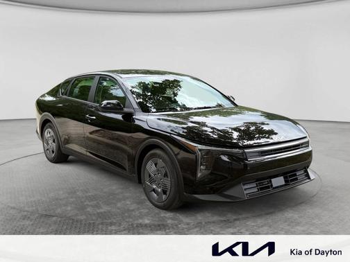Aurora Black Pearl 2026 Kia K4 LX
