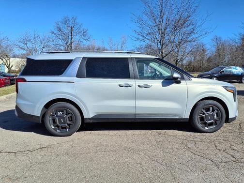 2025 Kia Carnival Hybrid EX