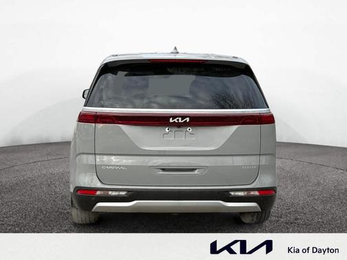 2024 Kia Carnival EX