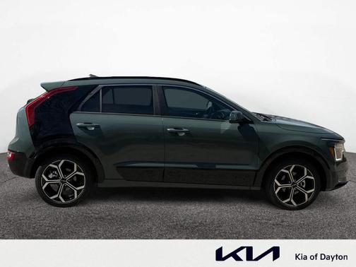 Green 2026 Kia Niro SX Touring