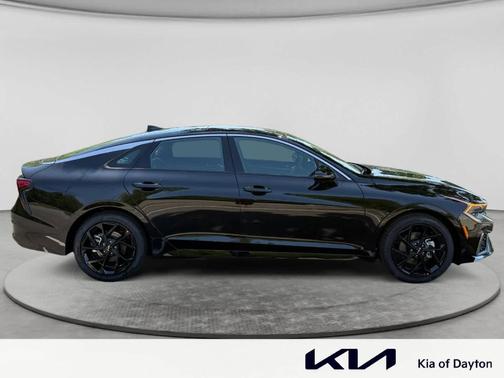 Aurora Black Pearl 2026 Kia K5 GT-Line