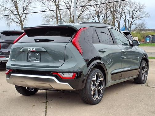 2025 Kia Niro SX Touring