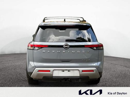 2023 Nissan Pathfinder Platinum