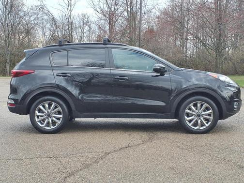 2022 Kia Sportage Nightfall