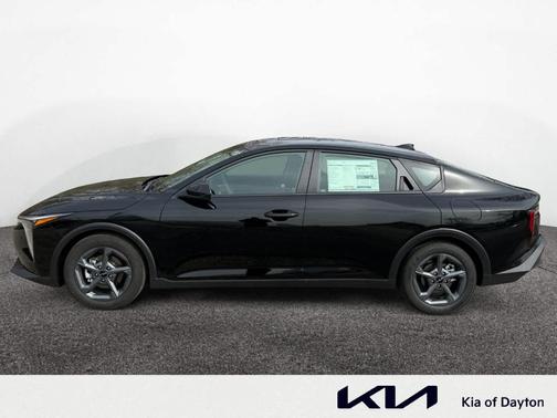 Aurora Black Pearl 2026 Kia K4