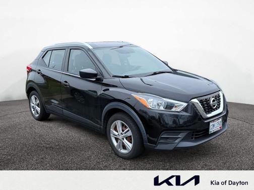2019 Nissan Kicks S